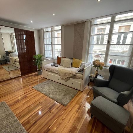 בודפשט Vintage Home In The Heart Of The City מראה חיצוני תמונה