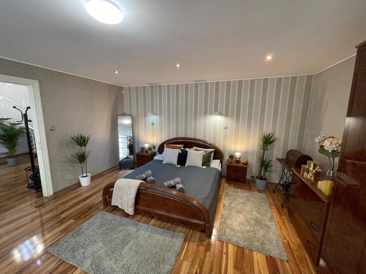 בודפשט Vintage Home In The Heart Of The City מראה חיצוני תמונה